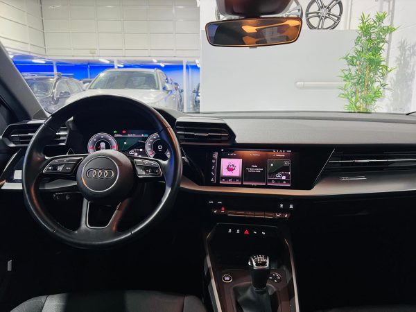 AUDI A3 Berlina 1.6 TDi 116Cv Advanced - Imagen 5